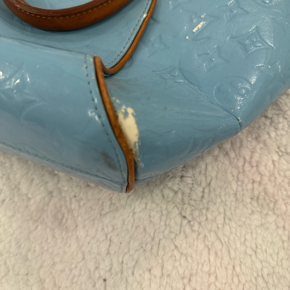Patent leather blue vintage Louis Vuitton shoulder bag. Authentic - Picture 8 of 16